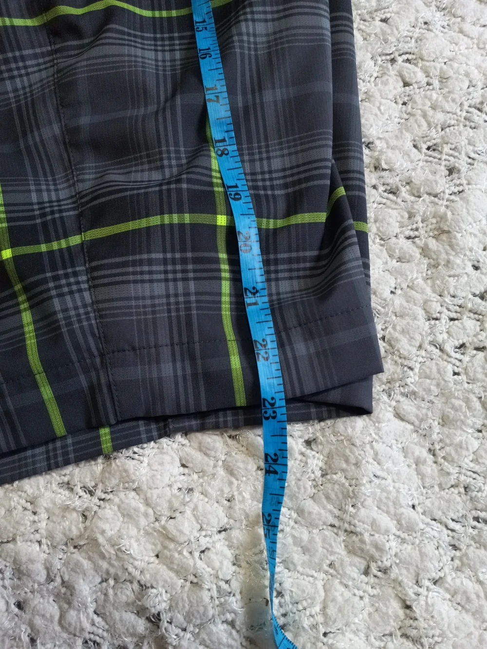 Nike Men's Plaid Golf Performance Shorts - Gray with Lime Accents Size 32